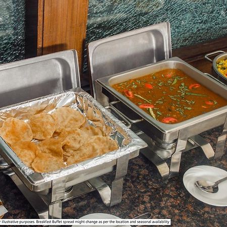 Treebo Golden Nest Hotel Bhubaneswar Bagian luar foto