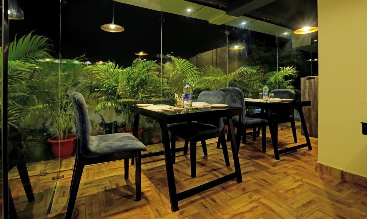 Treebo Golden Nest Hotel Bhubaneswar Bagian luar foto