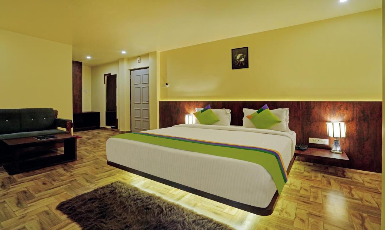 Treebo Golden Nest Hotel Bhubaneswar Bagian luar foto