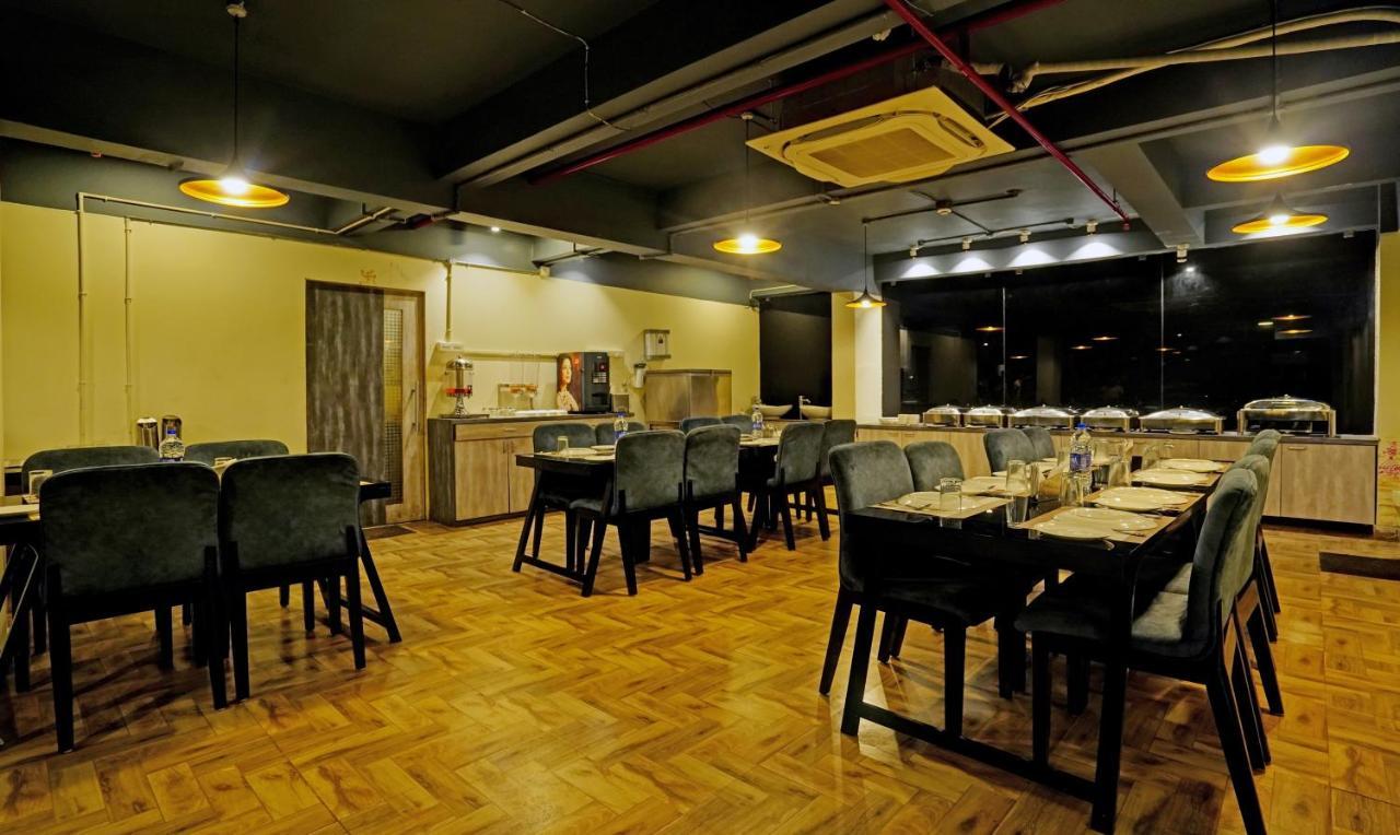 Treebo Golden Nest Hotel Bhubaneswar Bagian luar foto