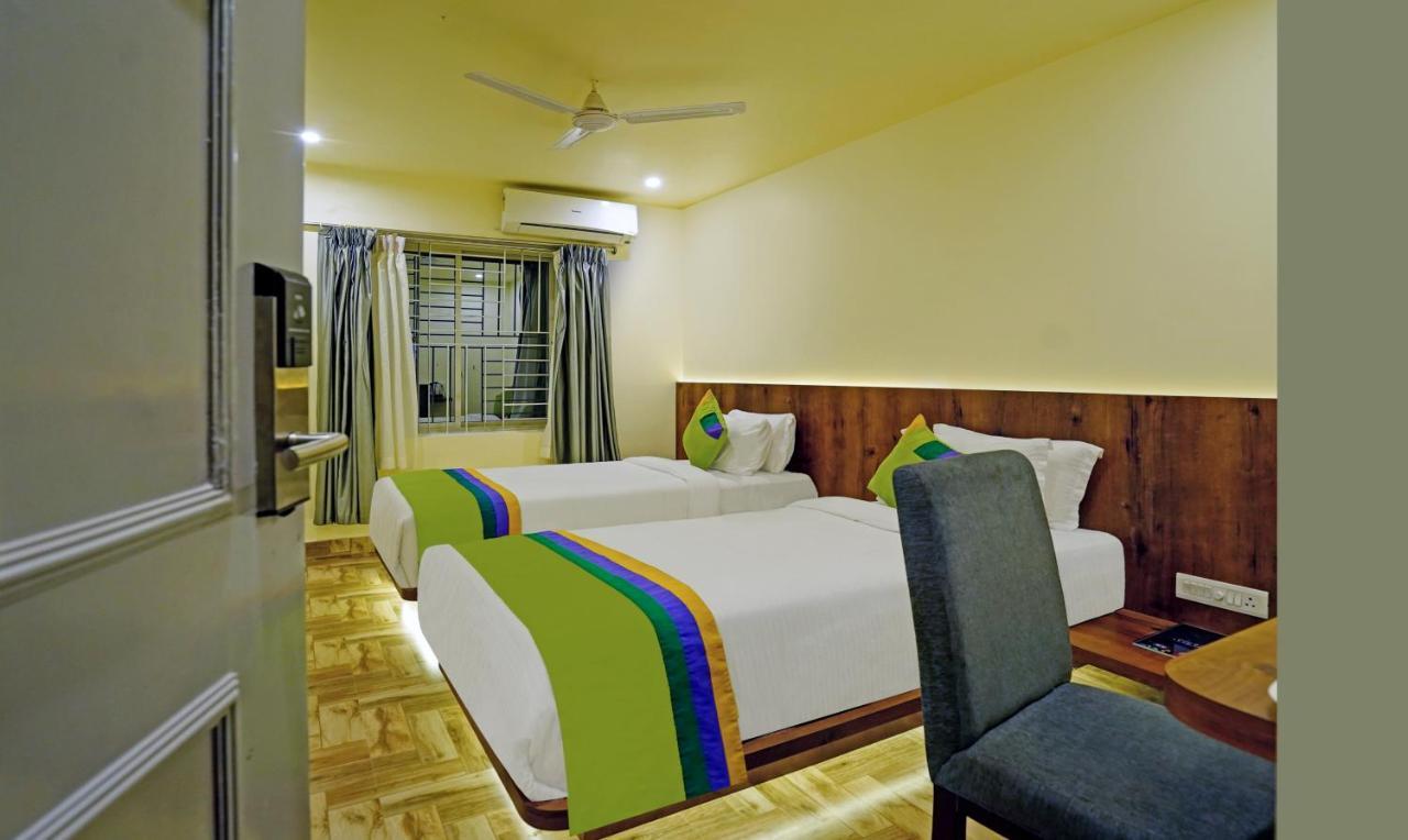 Treebo Golden Nest Hotel Bhubaneswar Bagian luar foto