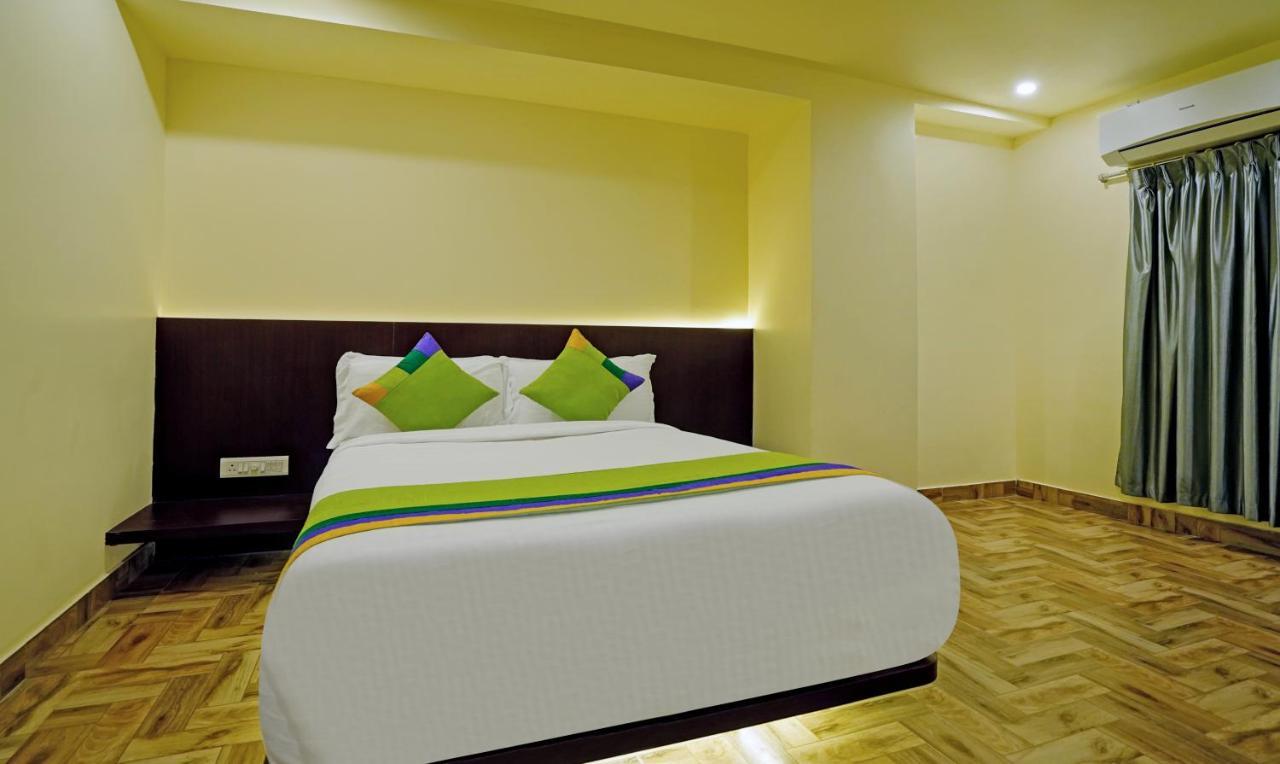 Treebo Golden Nest Hotel Bhubaneswar Bagian luar foto