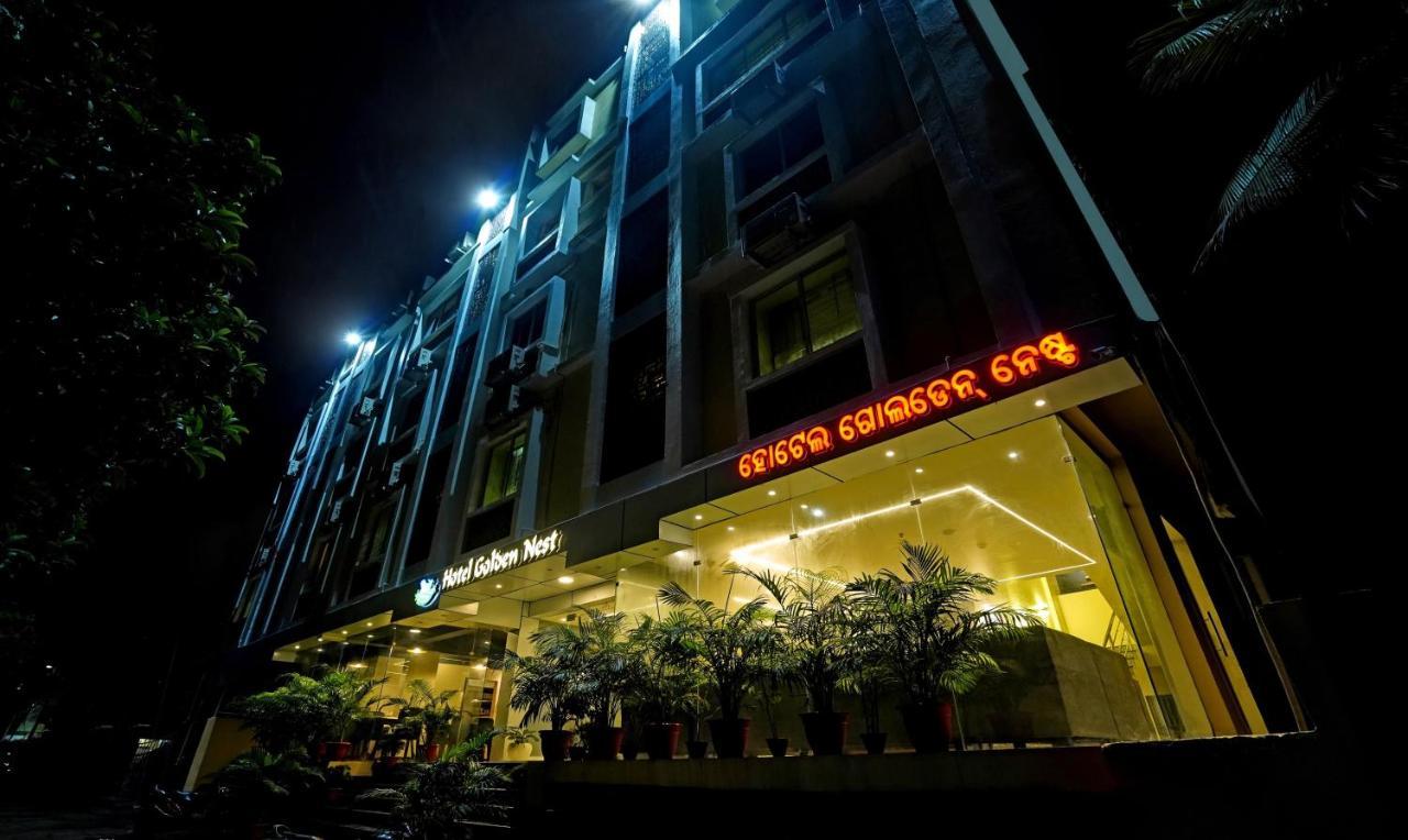 Treebo Golden Nest Hotel Bhubaneswar Bagian luar foto